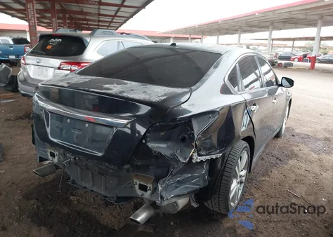 2015 Nissan Altima 3.5 S/3.5 Sl/3.5 Sv z USA, uszkodzony, nr VIN 1N4BL3AP1FC487770